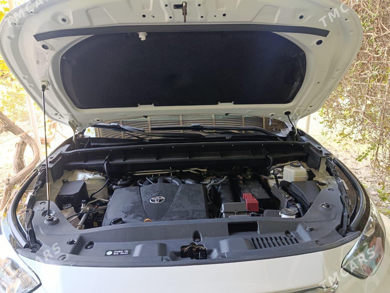 Toyota Highlander 2021 - 882 000 TMT - Мары - img 5