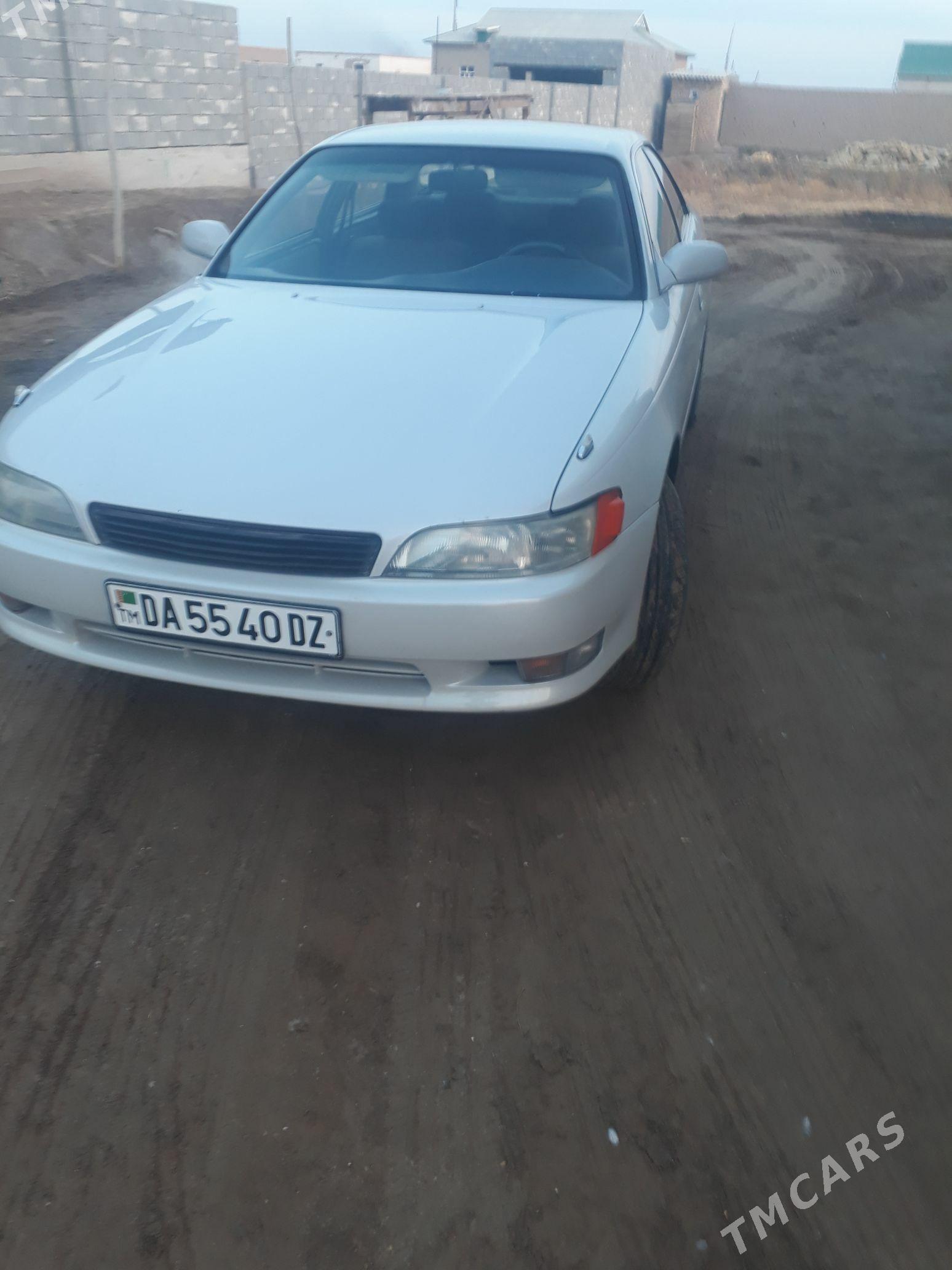 Toyota Mark II 1993 - 65 000 TMT - Кёнеургенч - img 4