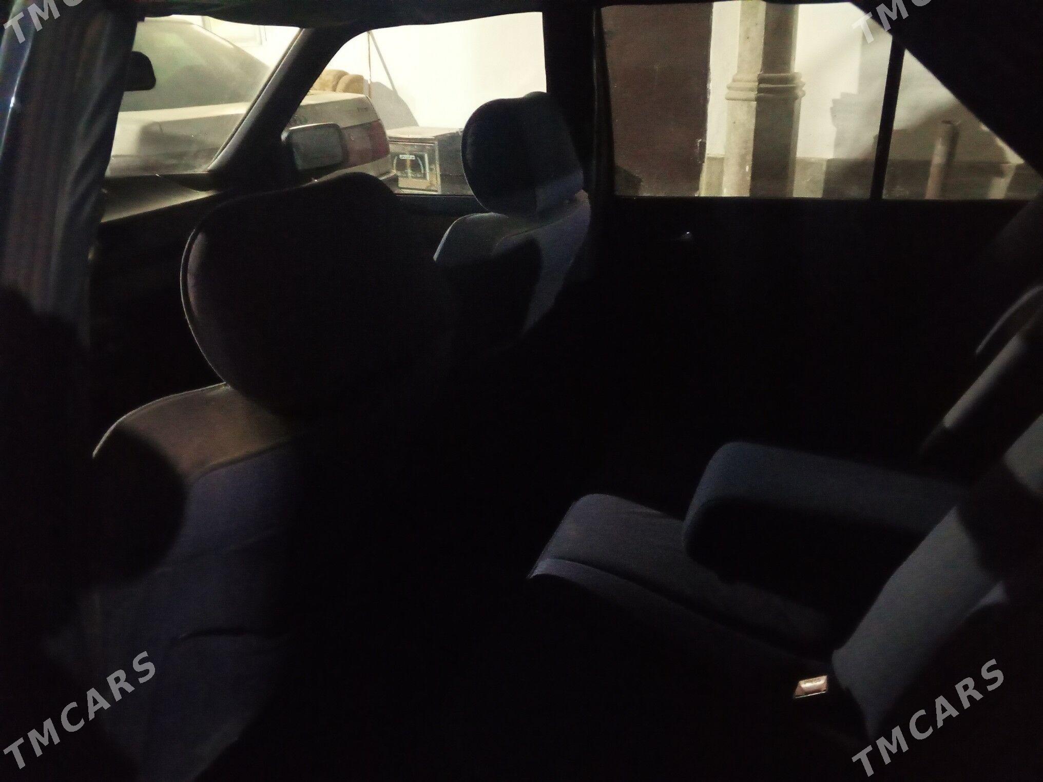 Mercedes-Benz 230E 1991 - 35 000 TMT - Балканабат - img 5