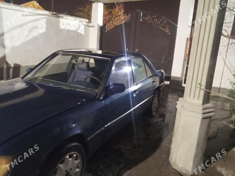 Mercedes-Benz 230E 1991 - 35 000 TMT - Балканабат - img 1