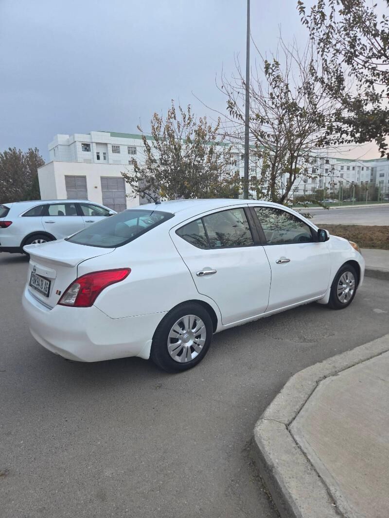 Nissan Versa 2011 - 111 000 TMT - Ашхабад - img 3