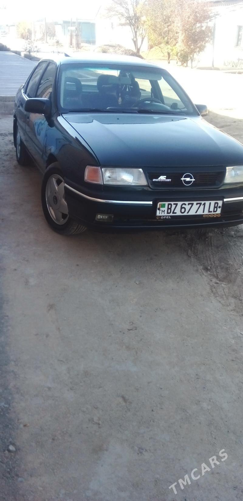 Opel Vectra 1994 - 55 000 TMT - Чарджоу - img 5