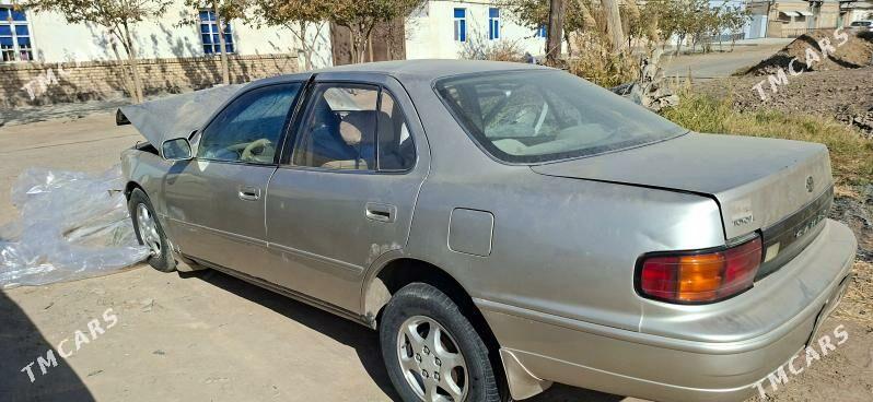 Toyota Camry 1994 - 40 000 TMT - Ёлётен - img 5