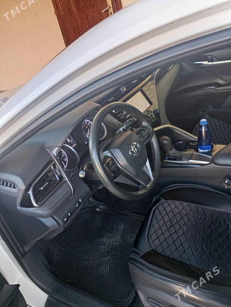 Toyota Camry 2020 - 320 000 TMT - Änew - img 3