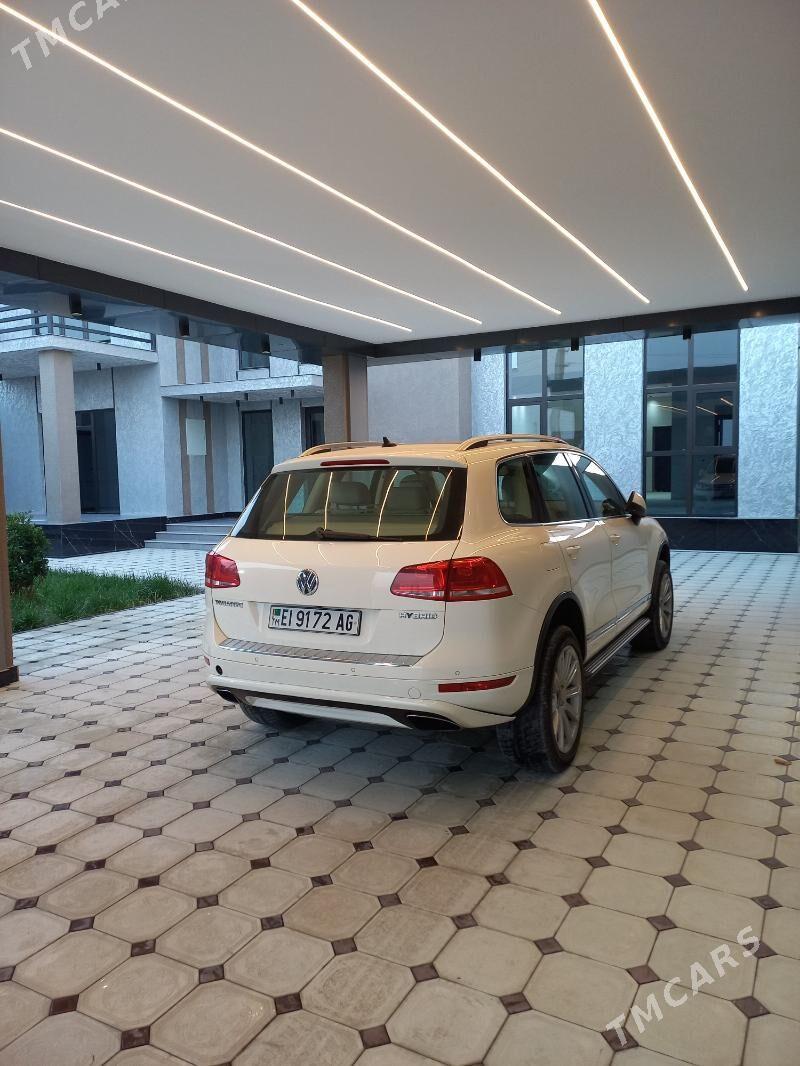 Volkswagen Touareg 2012 - 440 000 TMT - Ашхабад - img 4