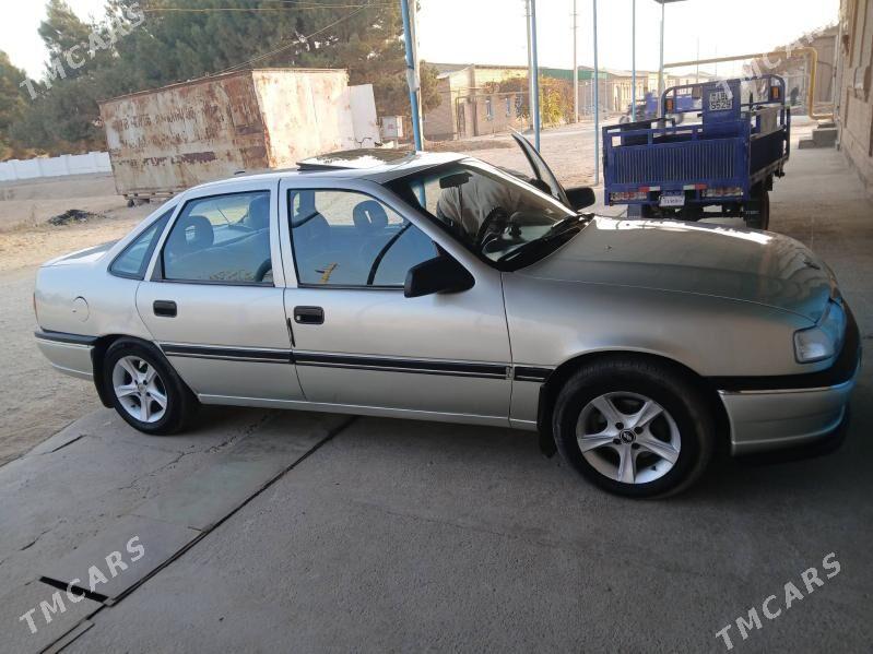 Opel Vectra 1994 - 46 000 TMT - Туркменабат - img 5