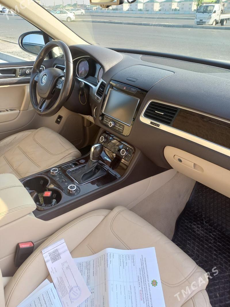 Volkswagen Touareg 2012 - 440 000 TMT - Ашхабад - img 8
