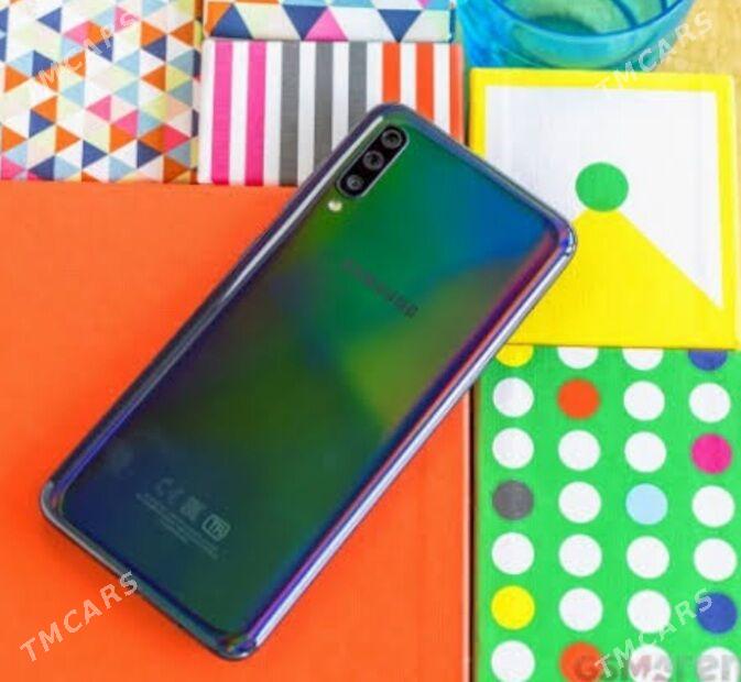 Samsung A70 6/128 - Дашогуз - img 3