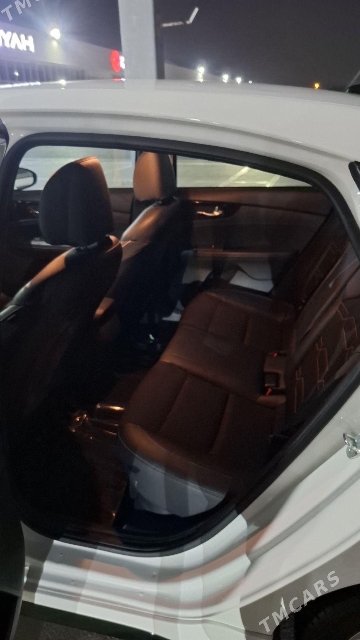 Kia Forte 2021 - 245 000 TMT - Ашхабад - img 8