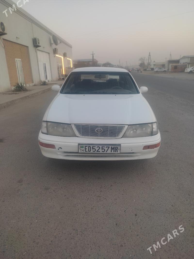 Toyota Avalon 1995 - 82 000 TMT - Мары - img 1