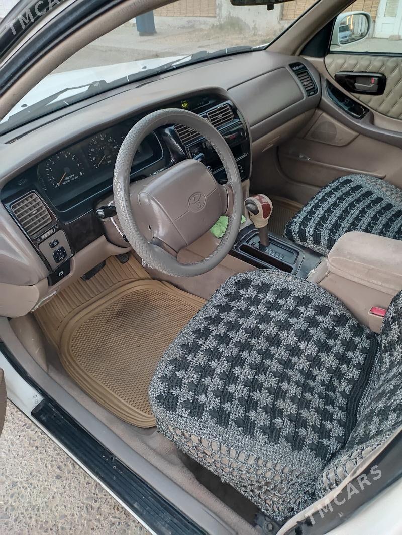 Toyota Avalon 1995 - 82 000 TMT - Мары - img 5