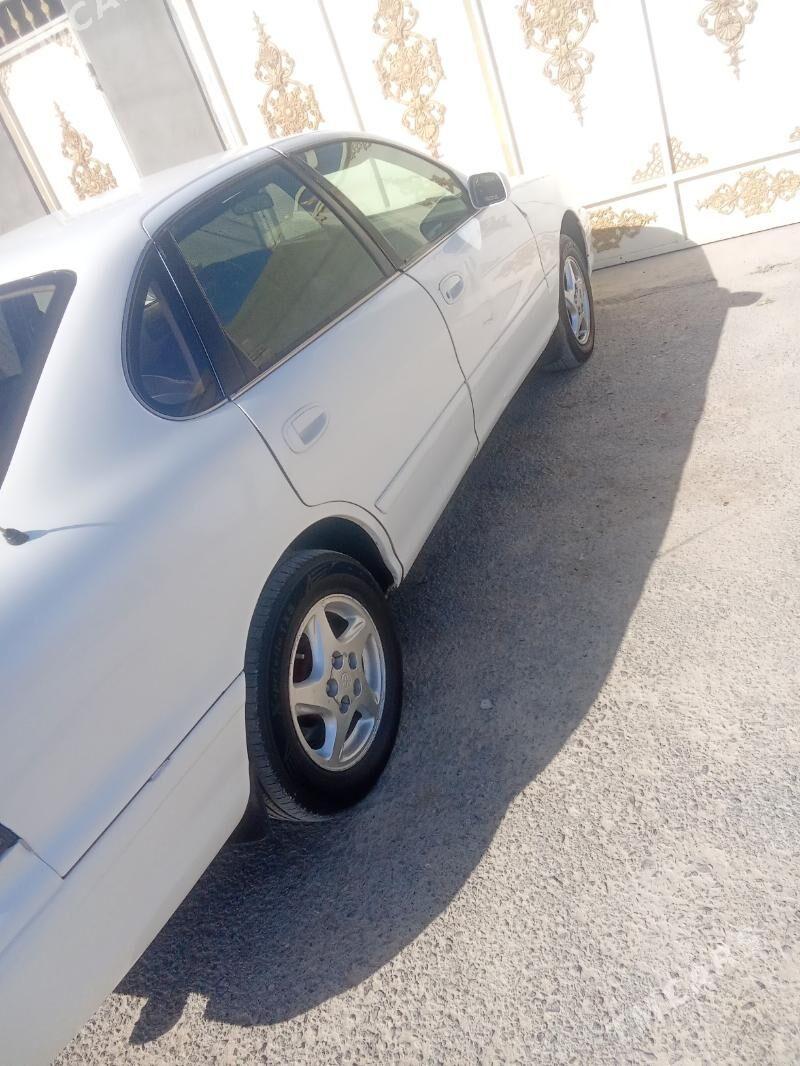 Toyota Avalon 1996 - 110 000 TMT - Гызыларбат - img 3