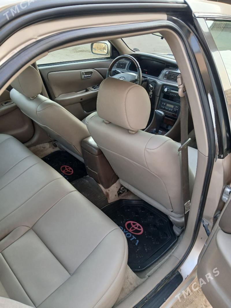 Toyota Camry 2000 - 163 000 TMT - Байрамали - img 6