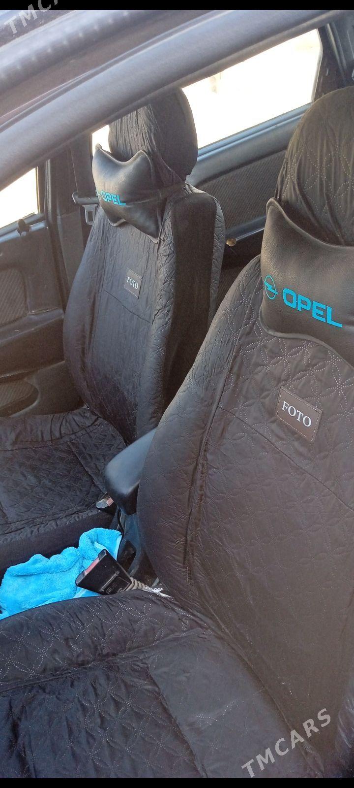 Opel Vectra 1992 - 30 000 TMT - Болдумсаз - img 4