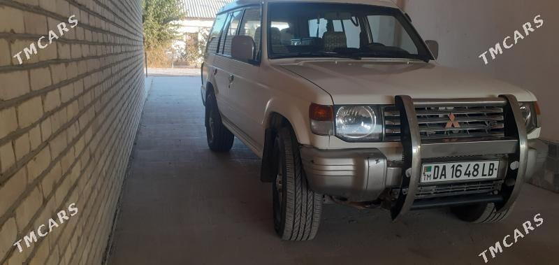 Mitsubishi Pajero 1996 - 80 000 TMT - Саят - img 1