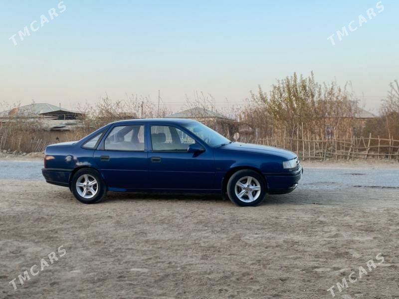 Opel Vectra 1991 - 25 000 TMT - Мургап - img 4