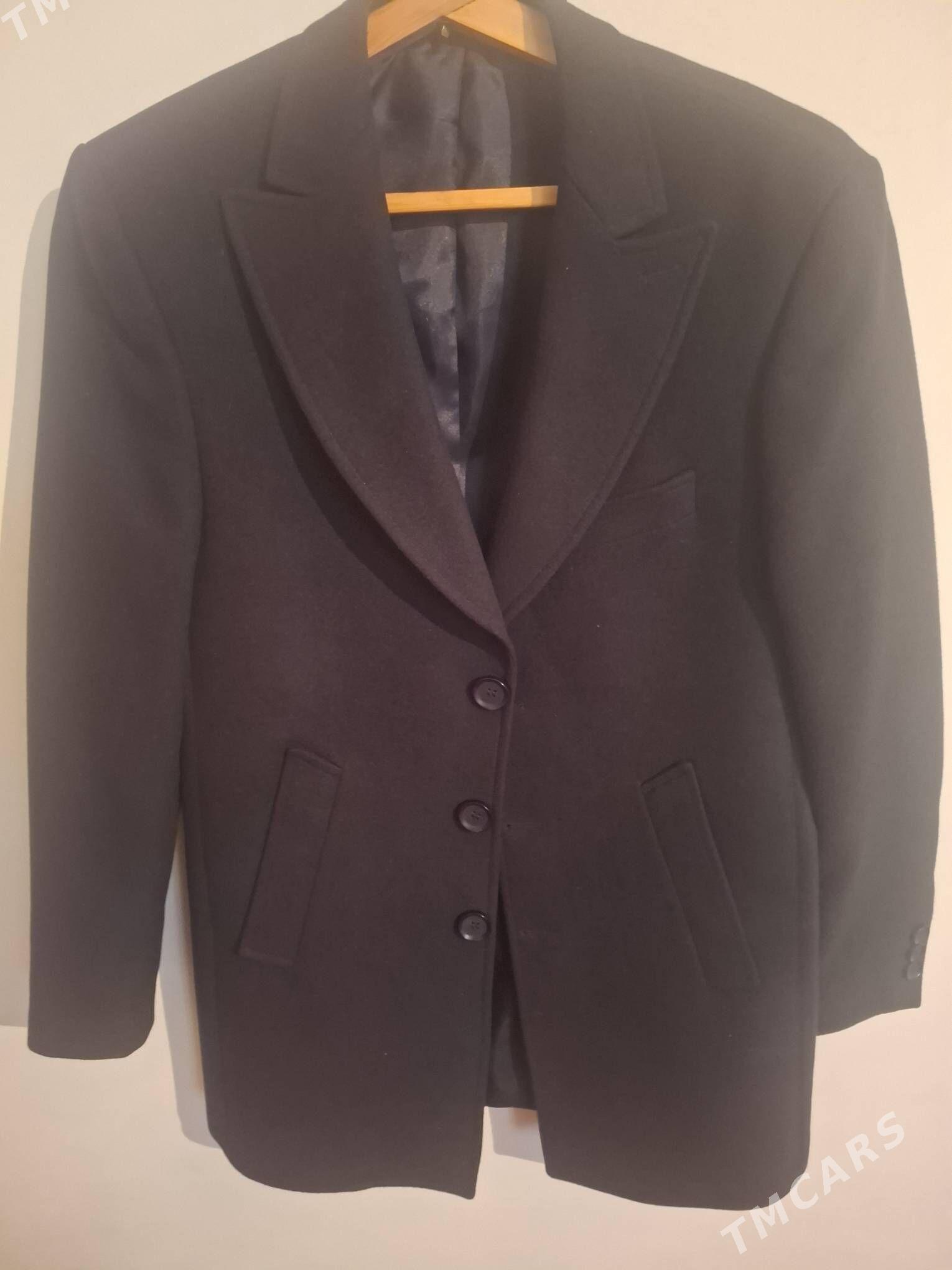 Пальто - Кёнеургенч - img 2