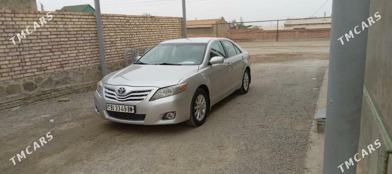 Toyota Camry 2011 - 225 000 TMT - Берекет - img 1