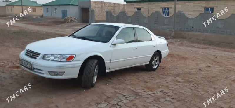 Toyota Camry 1999 - 140 000 TMT - етр. Туркменбаши - img 2