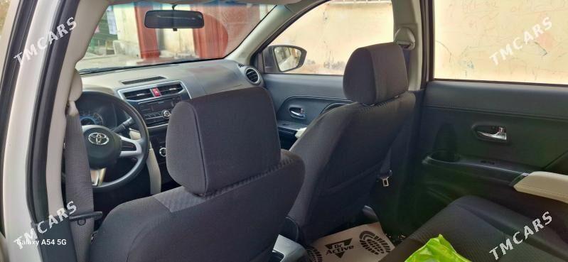 Toyota Rush 2021 - 260 000 TMT - Aşgabat - img 9