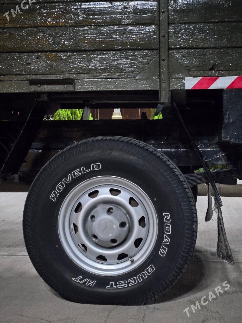 UAZ 469 1995 - 60 000 TMT - Balkanabat - img 4