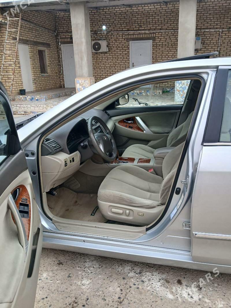 Toyota Camry 2008 - 155 000 TMT - Теджен - img 5