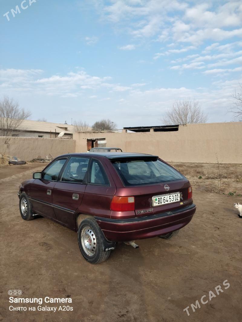 Opel Astra 1992 - 40 000 TMT - етр. Туркменбаши - img 3