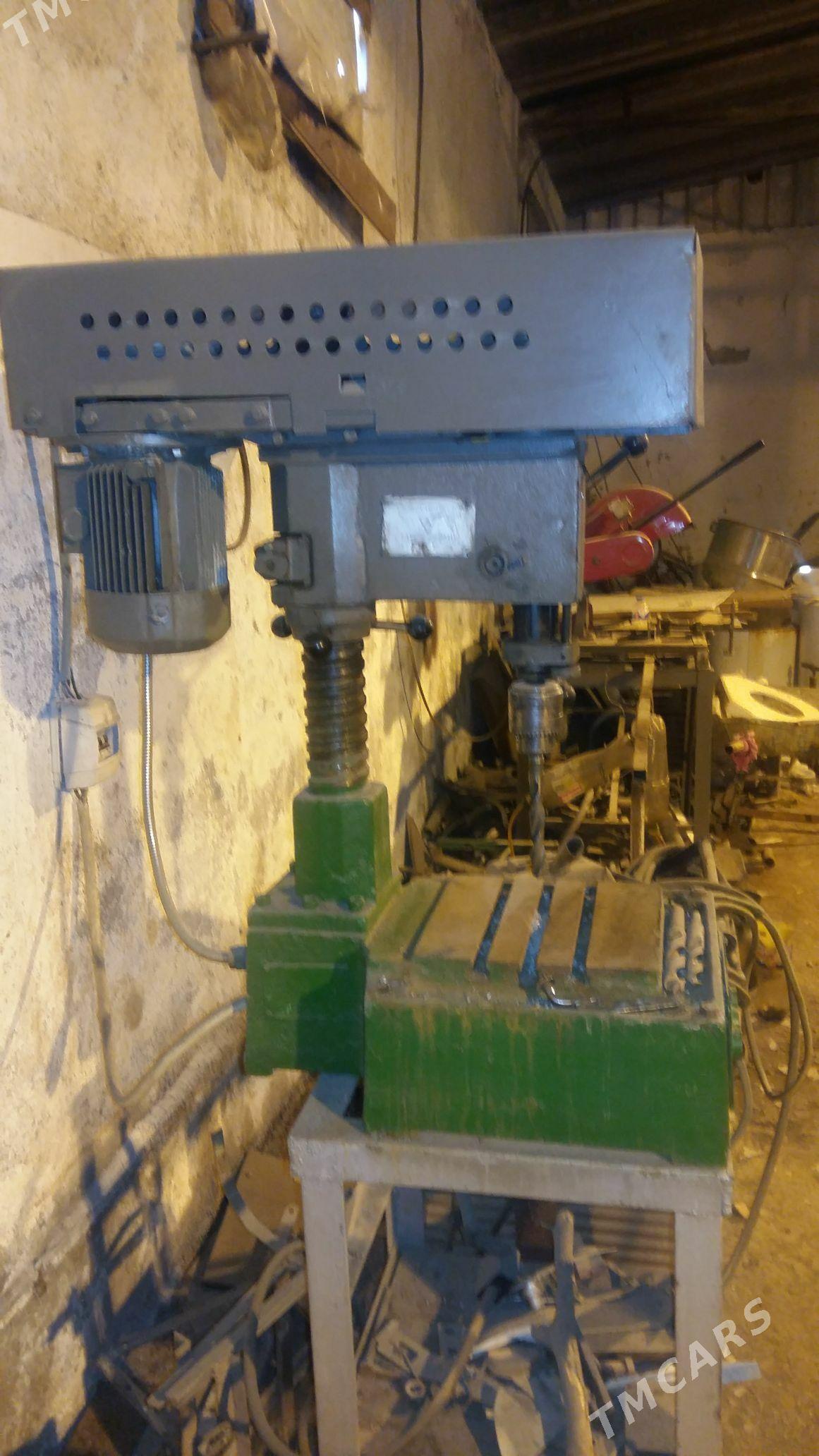 Swerlilnyý stanok - Бекреве - img 3