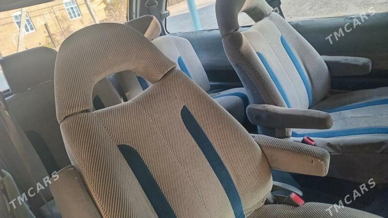 Toyota Previa 1991 - 60 000 TMT - Мары - img 3