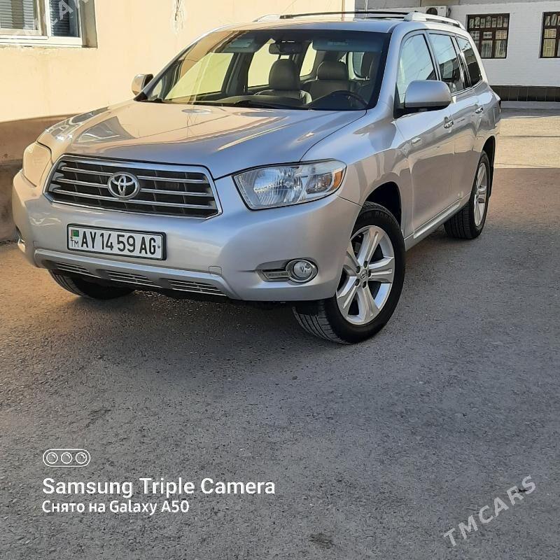 Toyota Highlander 2010 - 345 000 TMT - Ашхабад - img 2