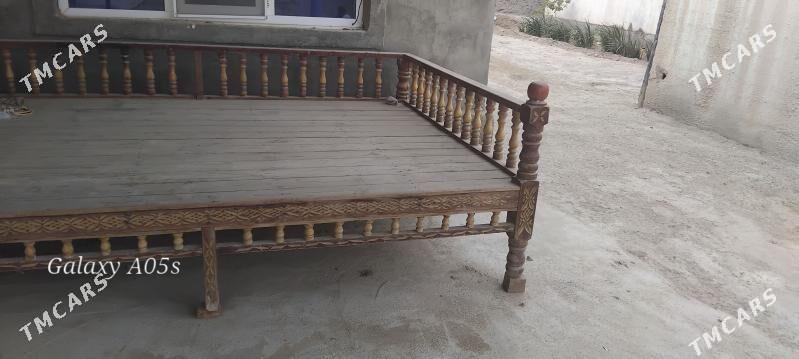 krawat - Ак-Бугдайский этрап - img 2