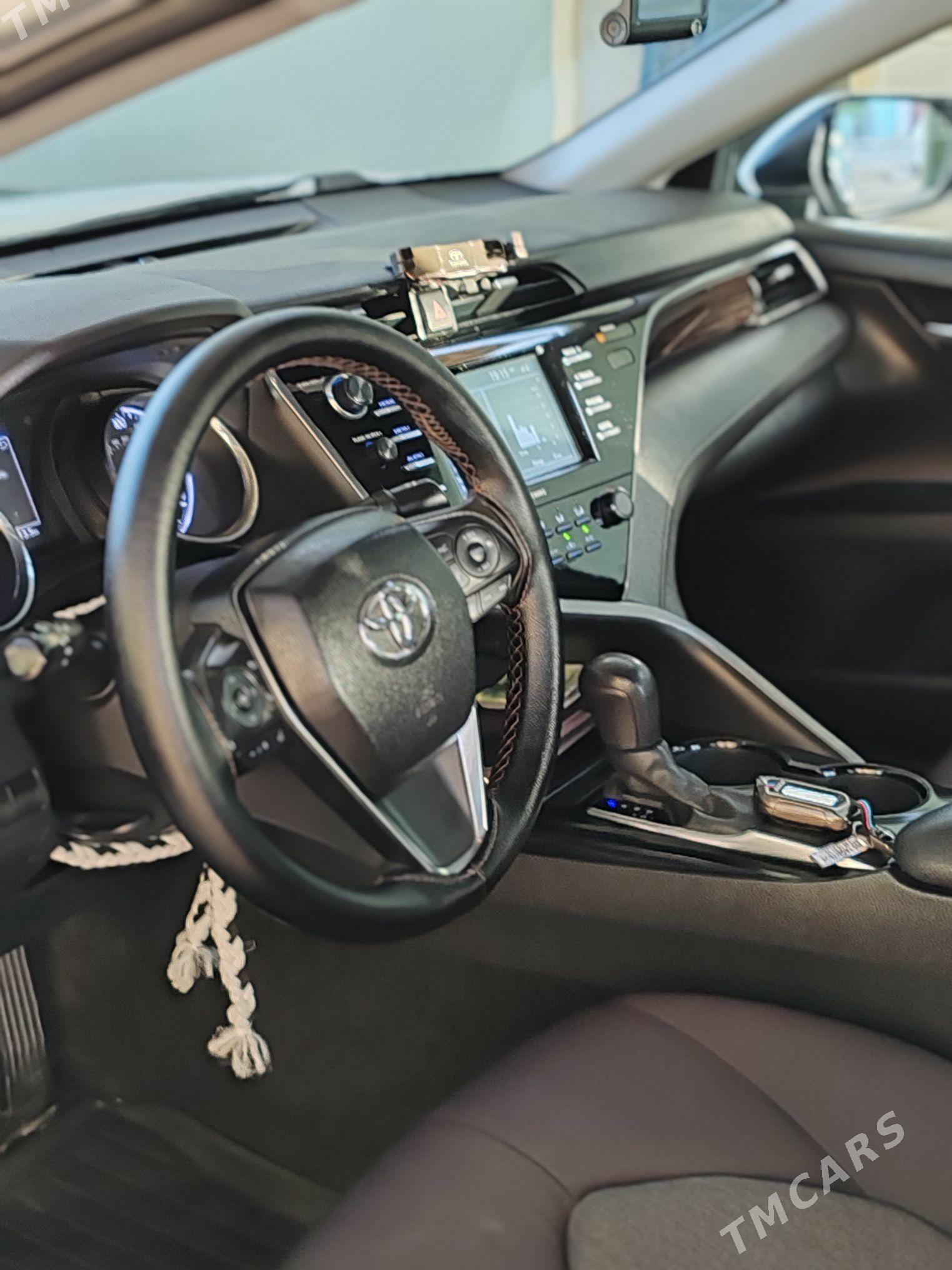 Toyota Camry 2020 - 320 000 TMT - Балканабат - img 6