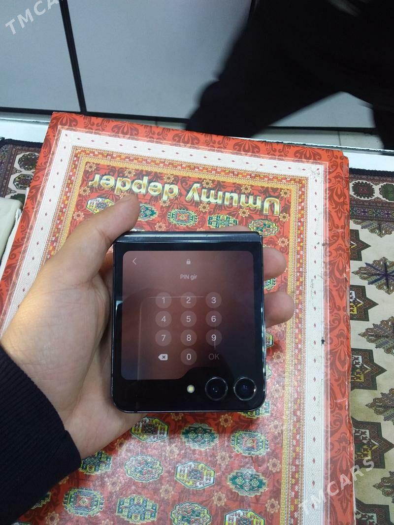 Z Flip 5 8/256 - Гаудан "Б" - img 5