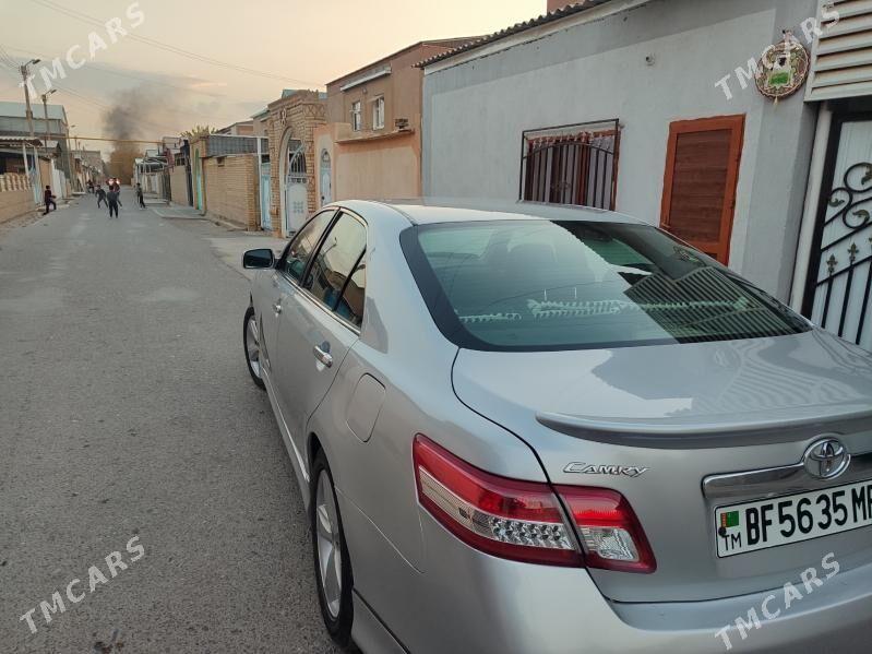Toyota Camry 2010 - 210 000 TMT - Мары - img 3