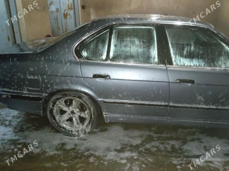 BMW 535 1990 - 32 000 TMT - Мары - img 7
