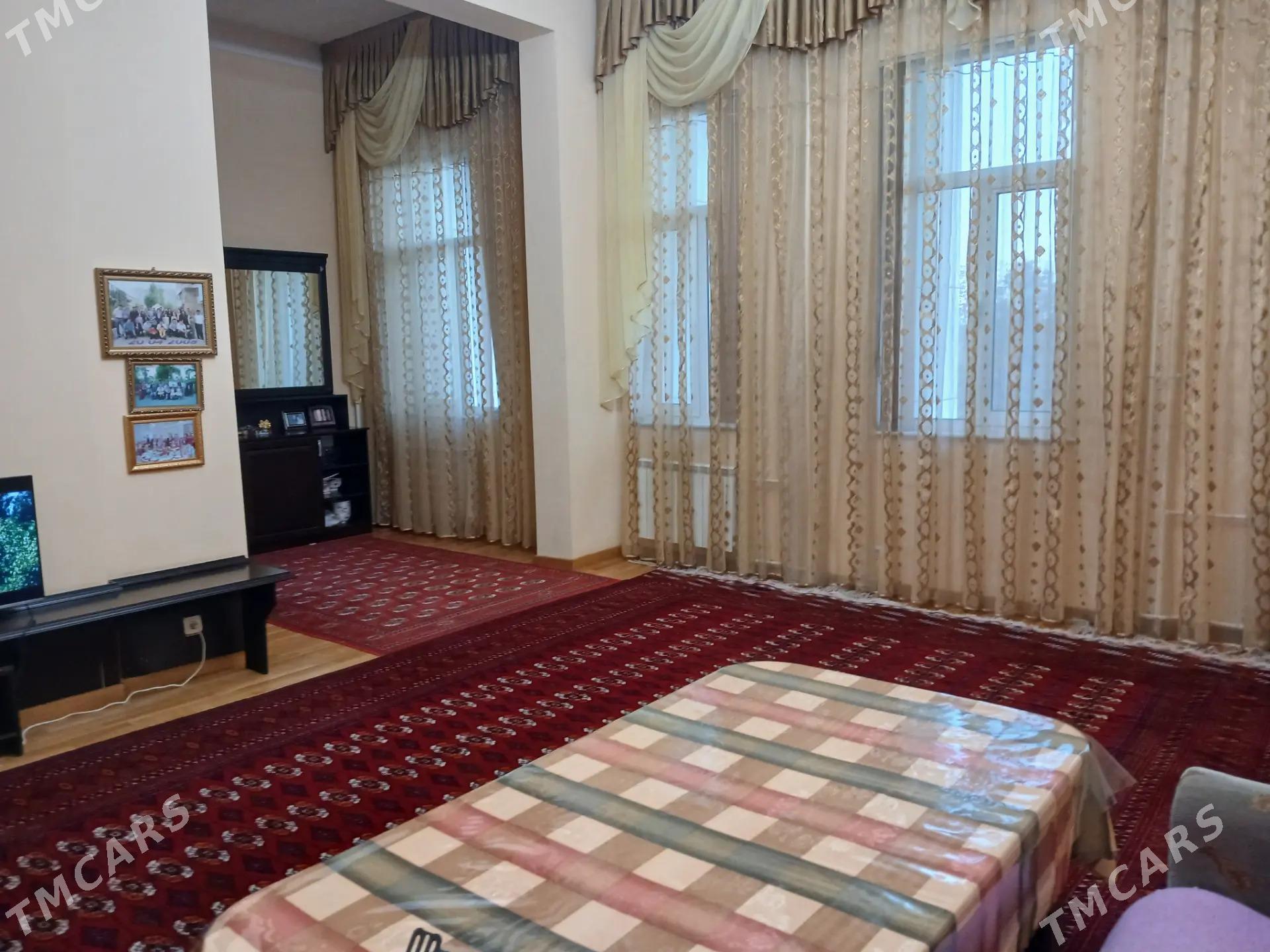 Элитка Советская 4ком.2этаж - Ашхабад - img 4