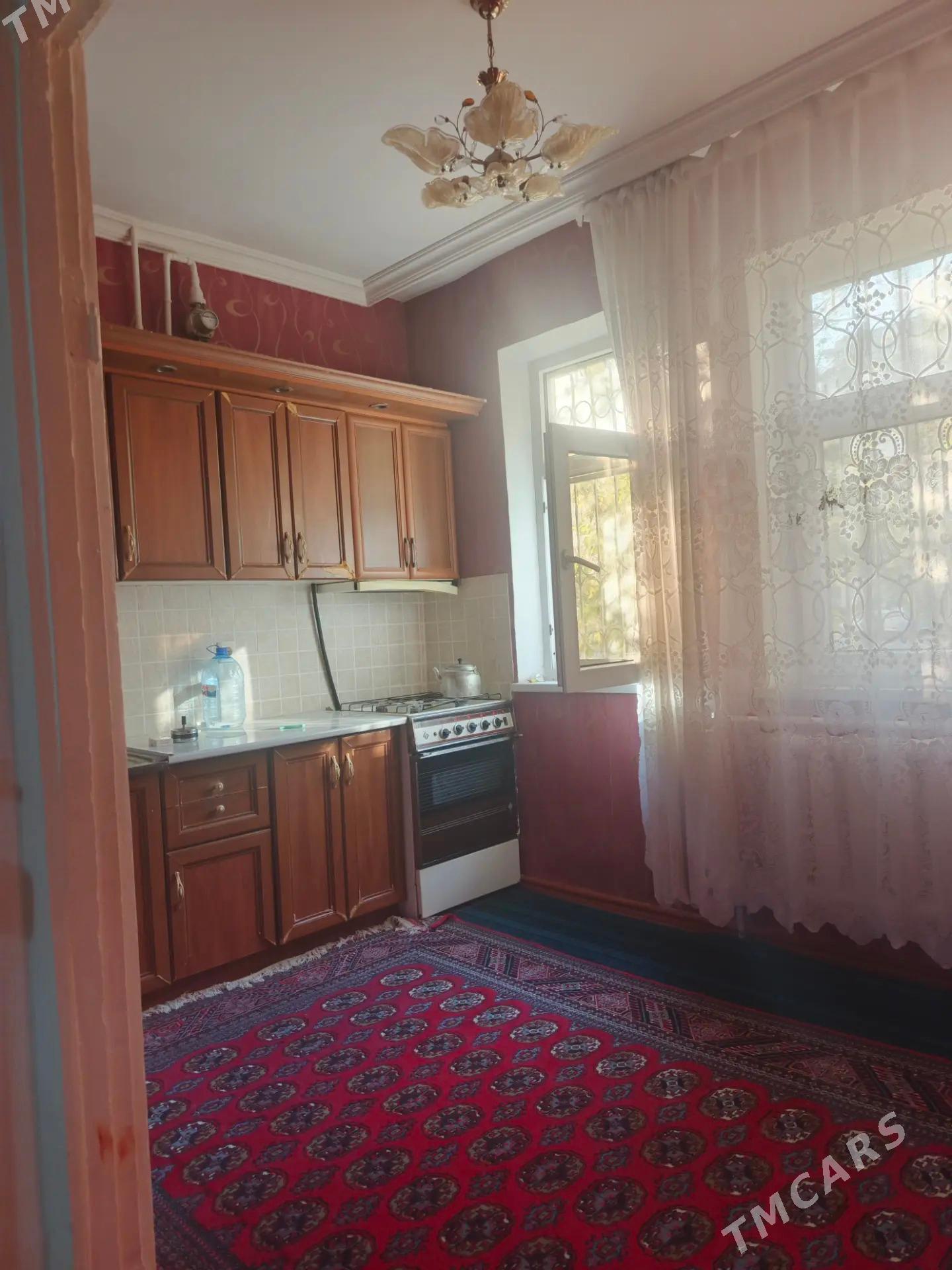 Mir4/4; 1-etaj; 1-kom; - Мир 4 - img 1