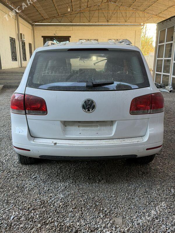 Volkswagen Touareg 2003 - 57 000 TMT - Мары - img 3