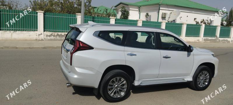Mitsubishi Pajero 2020 - 442 000 TMT - Бузмеин - img 6