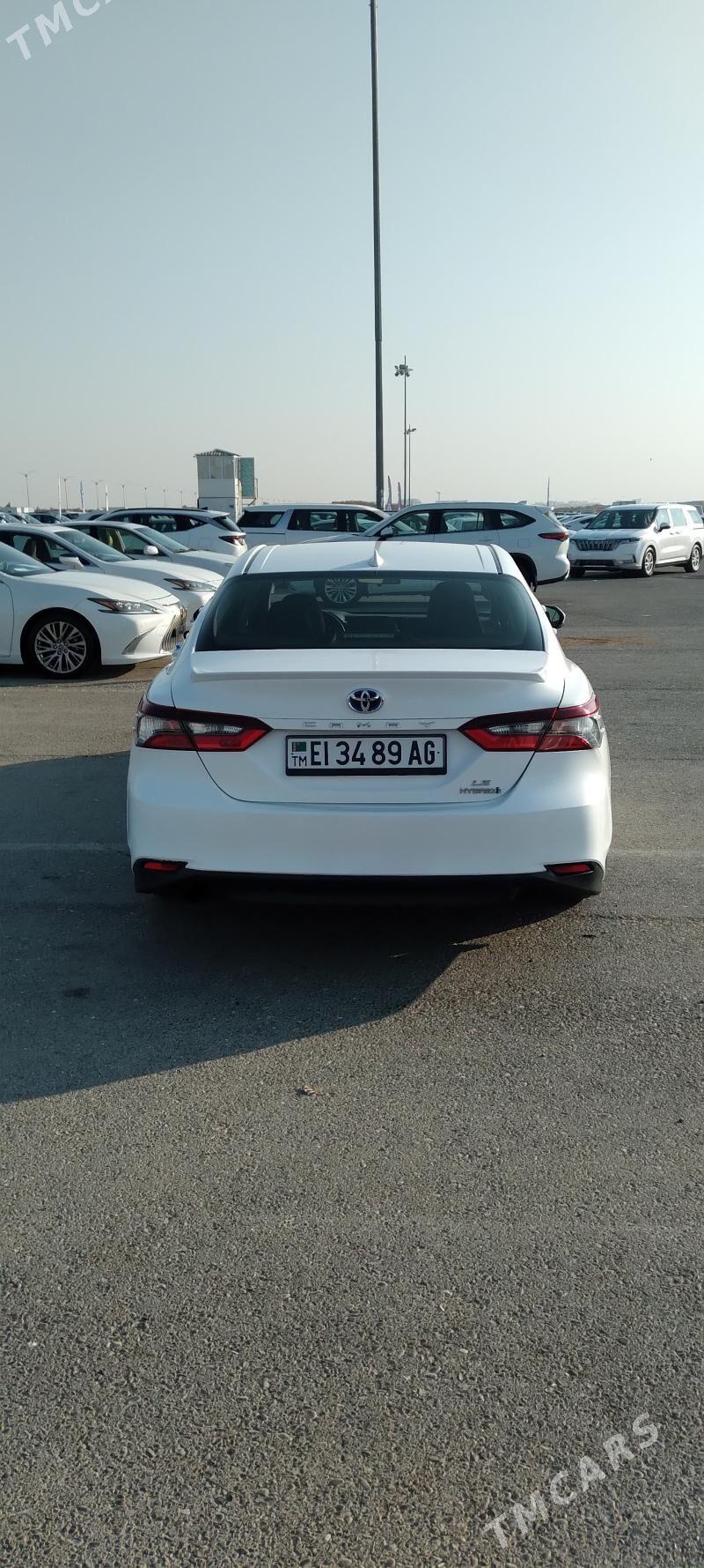 Toyota Camry 2021 - 235 000 TMT - Aşgabat - img 4