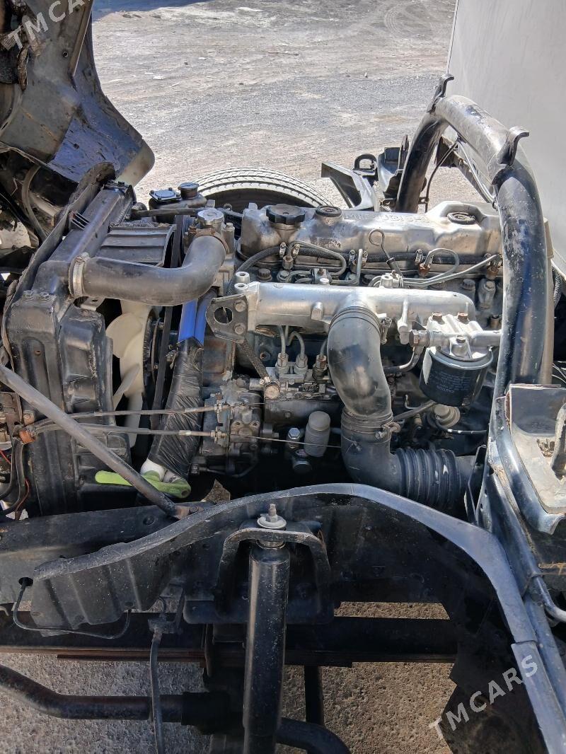 Mitsubishi Canter 2002 - 240 000 TMT - Туркменбаши - img 5