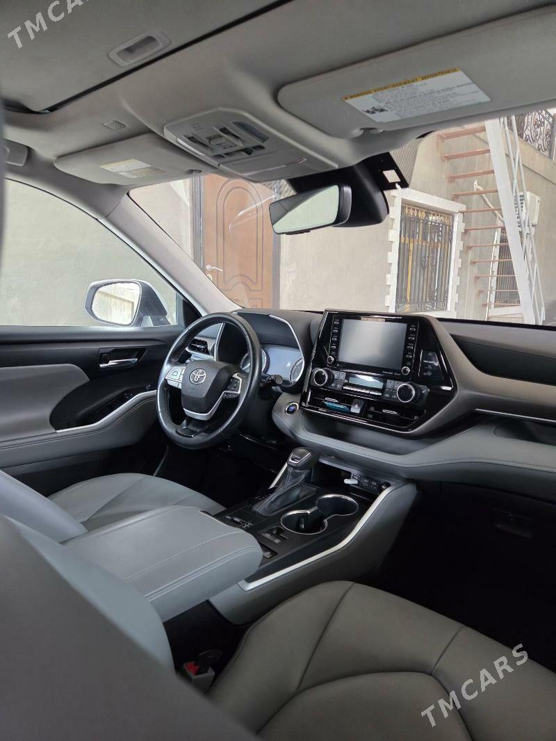 Toyota Highlander 2022 - 540 000 TMT - Мары - img 6