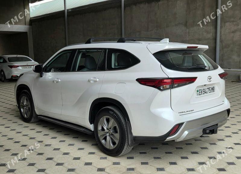 Toyota Highlander 2022 - 540 000 TMT - Мары - img 4