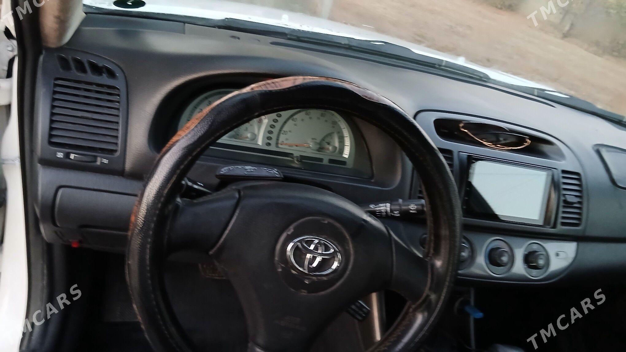 Toyota Camry 2002 - 160 000 TMT - Теджен - img 3