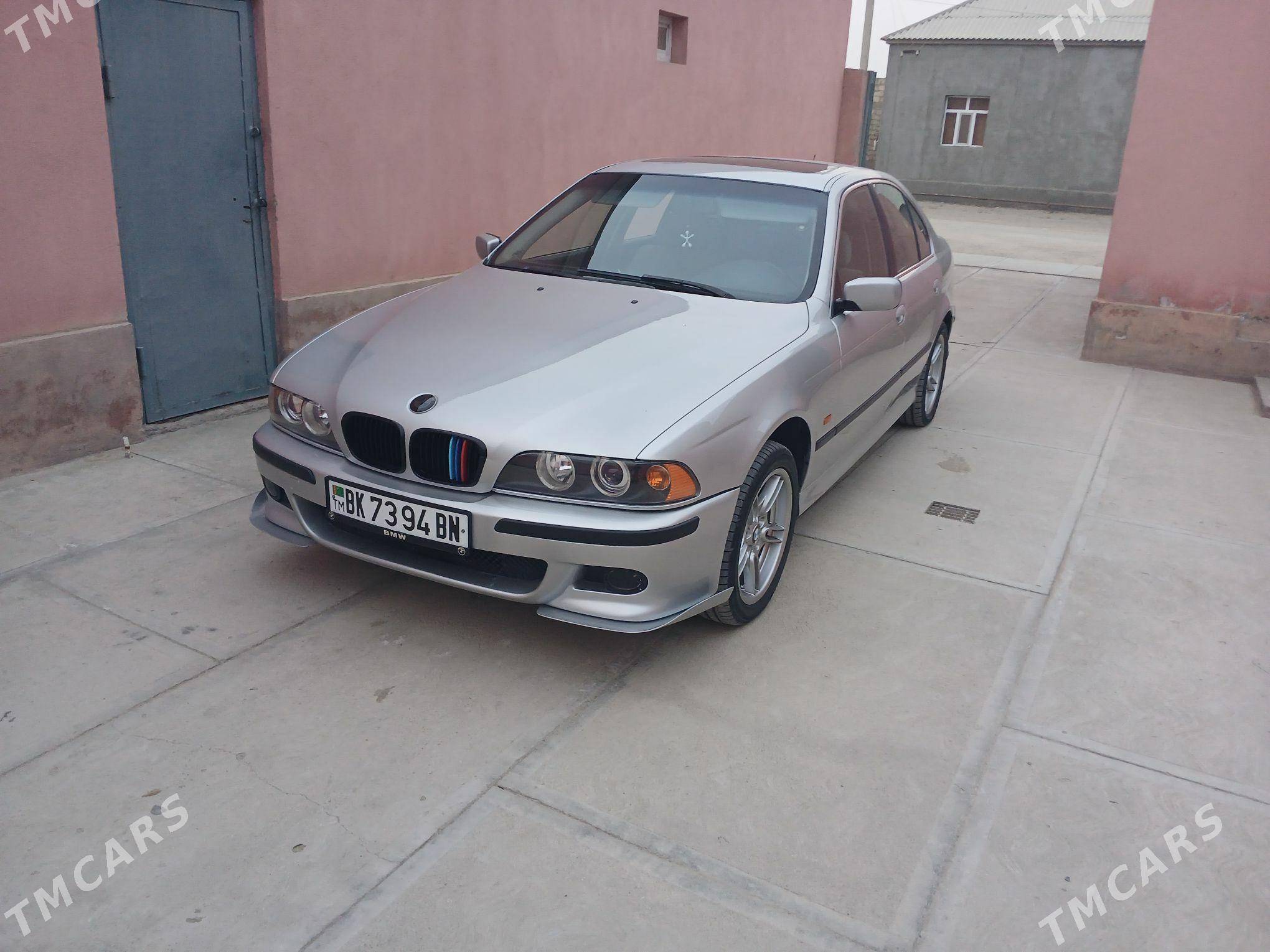 BMW 525 2000 - 130 000 TMT - Гумдаг - img 10