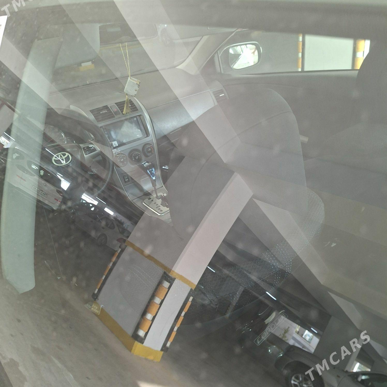 Toyota Corolla 2011 - 175 000 TMT - 10 мкр - img 3