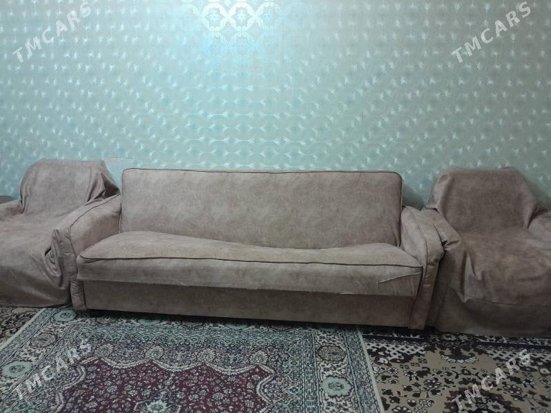 Diwan kreslalary bilen - Балканабат - img 4