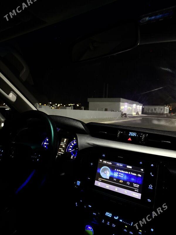 Toyota Hilux 2018 - 500 000 TMT - Türkmenbaşy - img 7