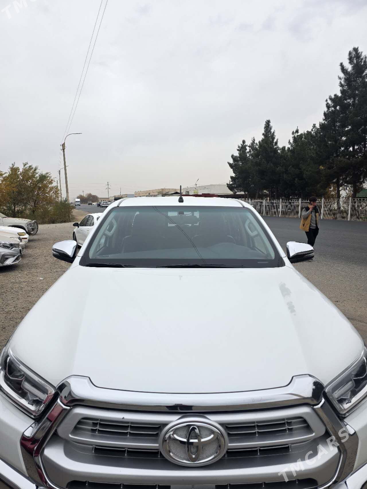 Toyota Hilux 2025 - 670 000 TMT - Mary - img 2