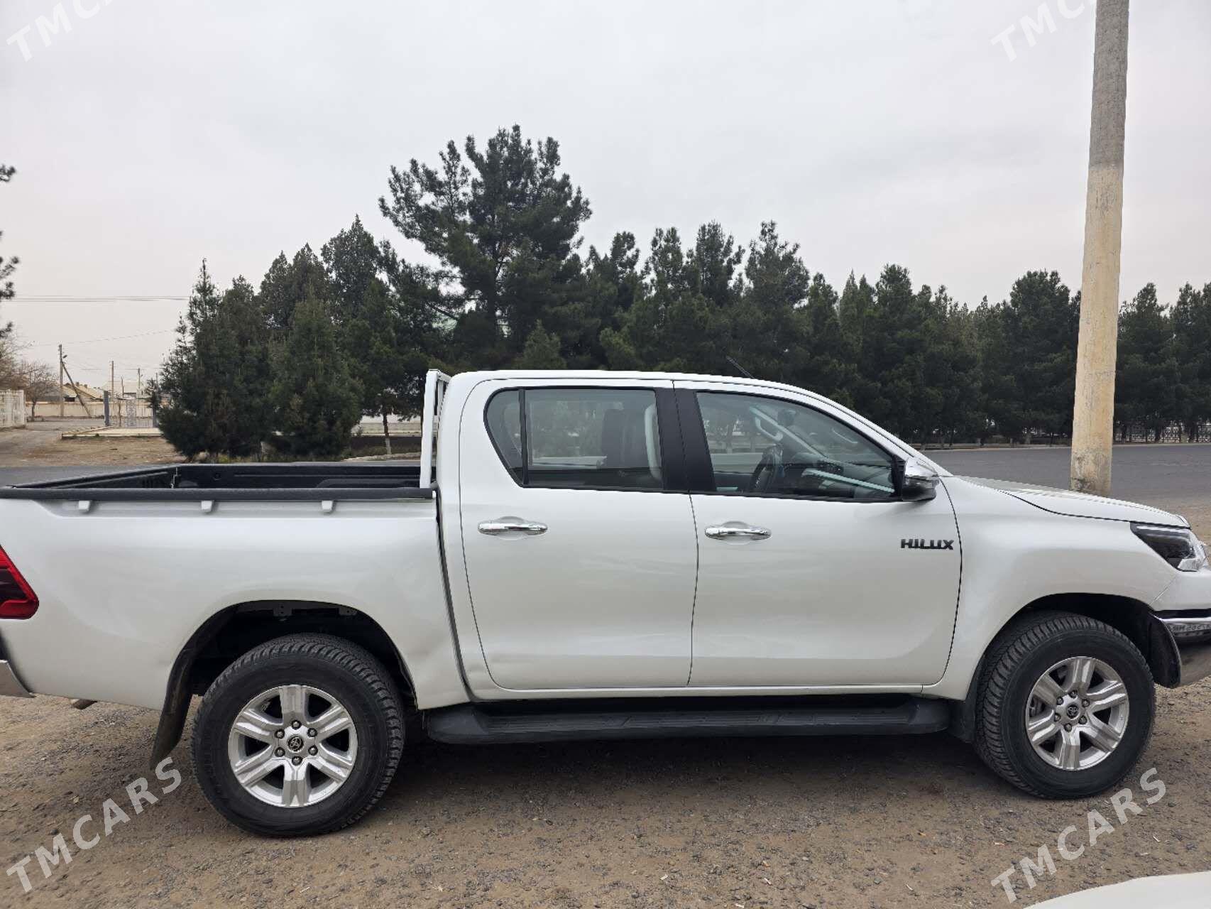 Toyota Hilux 2025 - 670 000 TMT - Mary - img 4